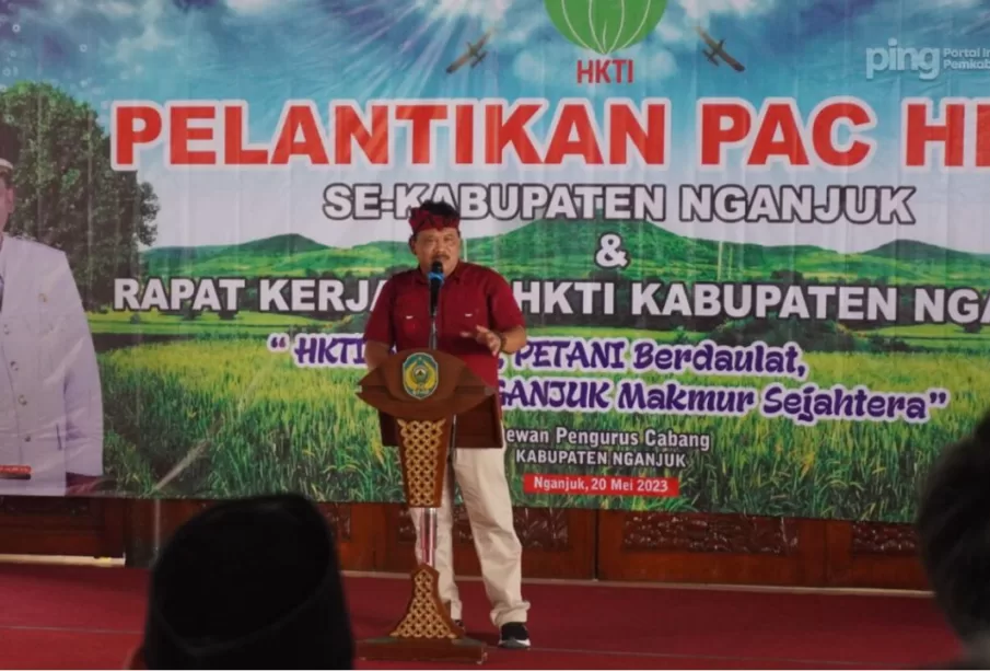 Bupati Nganjuk, Marhaen Djumadi menghadiri pelantikan Pengurus Anak Cabang (PAC) Himpunan Kerukunan Tani Indonesia (HKTI), Sabtu (20/5/2023) di Pendopo KRT Sosrokoesoemo Nganjuk.