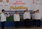Pengambilan sumpah Ketua PAC HKTI di Aula UPTD Pendidikan Kecamatan Puger